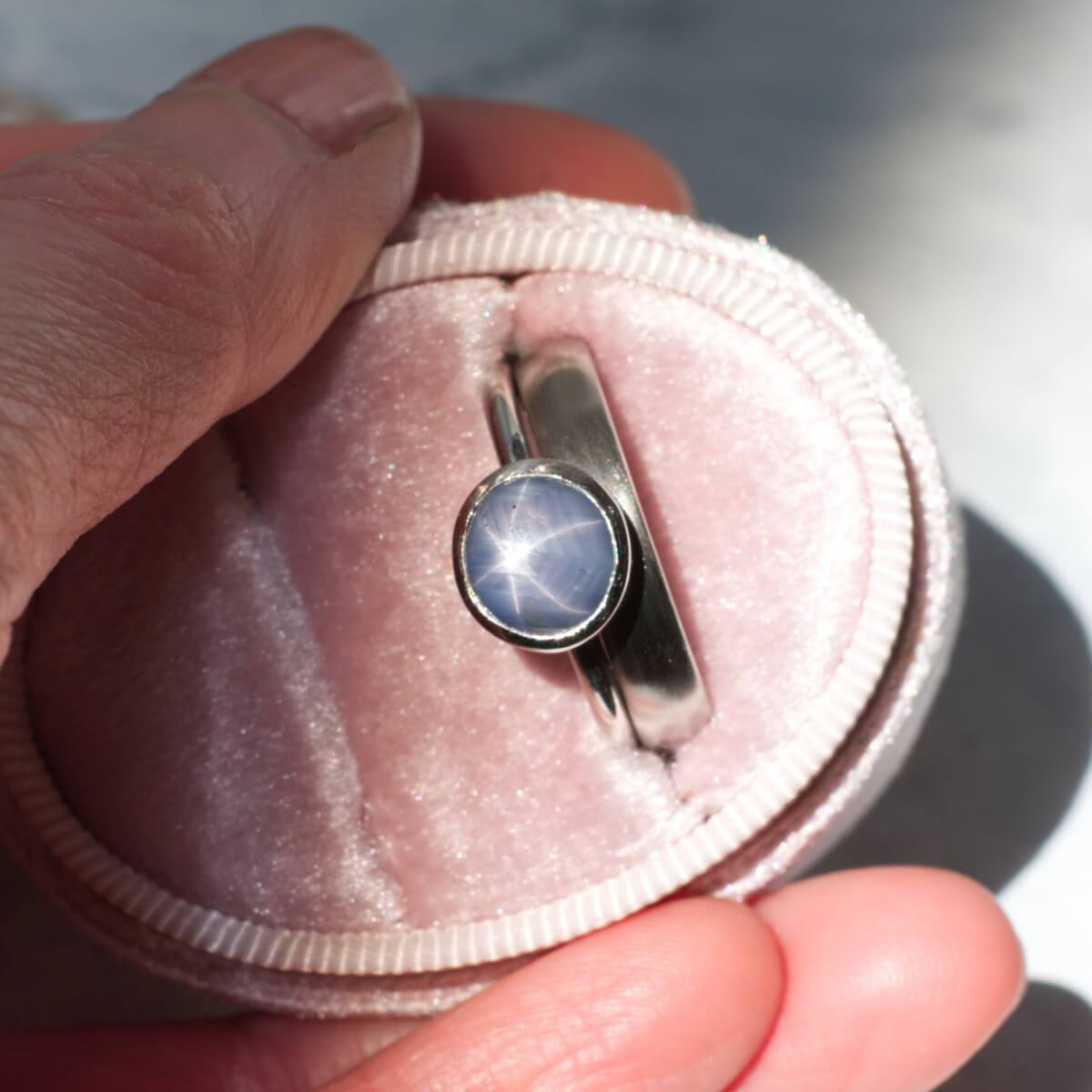 Zusteckring Sternsaphir